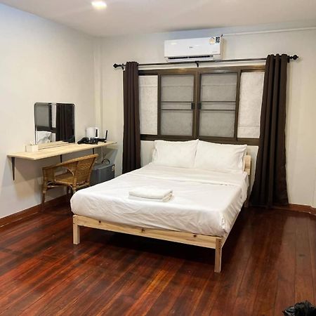 Go Inn Sao Chingcha - โกอินน์ เสาชิงช้า Бангкок Экстерьер фото